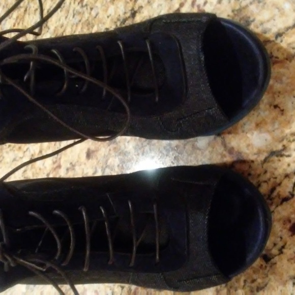BURBERRY Cornfield Lace-Up HEEL Bootie DENIM-SUEDE - Picture 1 of 3